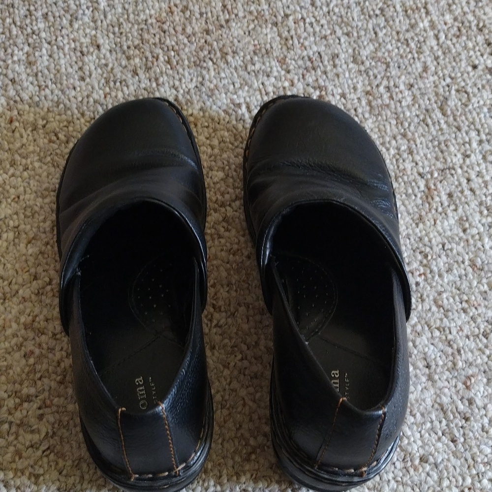 Sonoma Life and Style Women's Mules